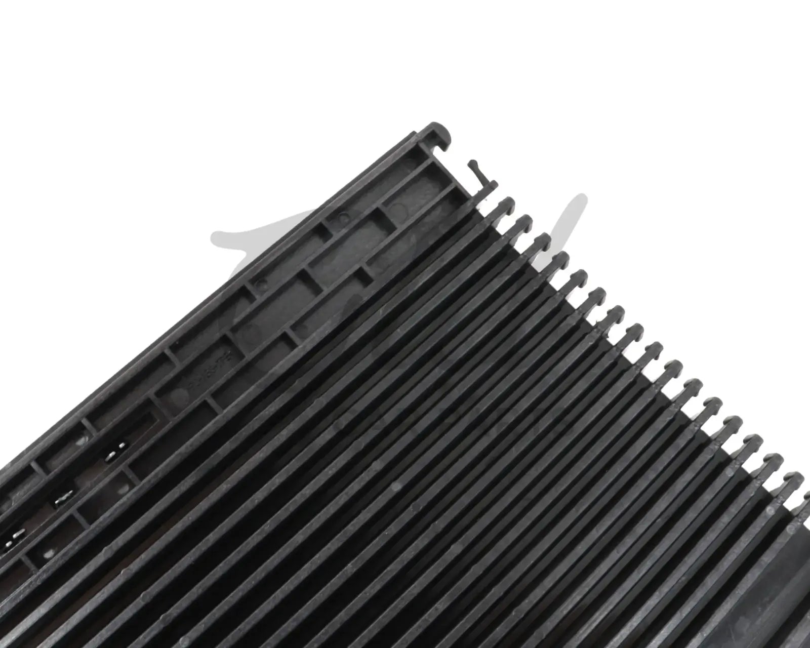 MB15-0010 (2)
