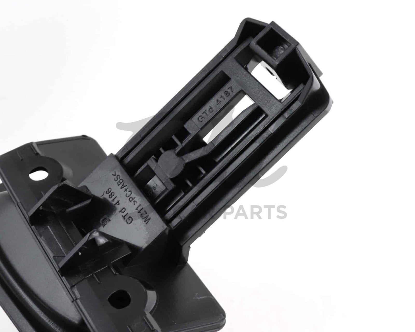 MB03-0053 (4)