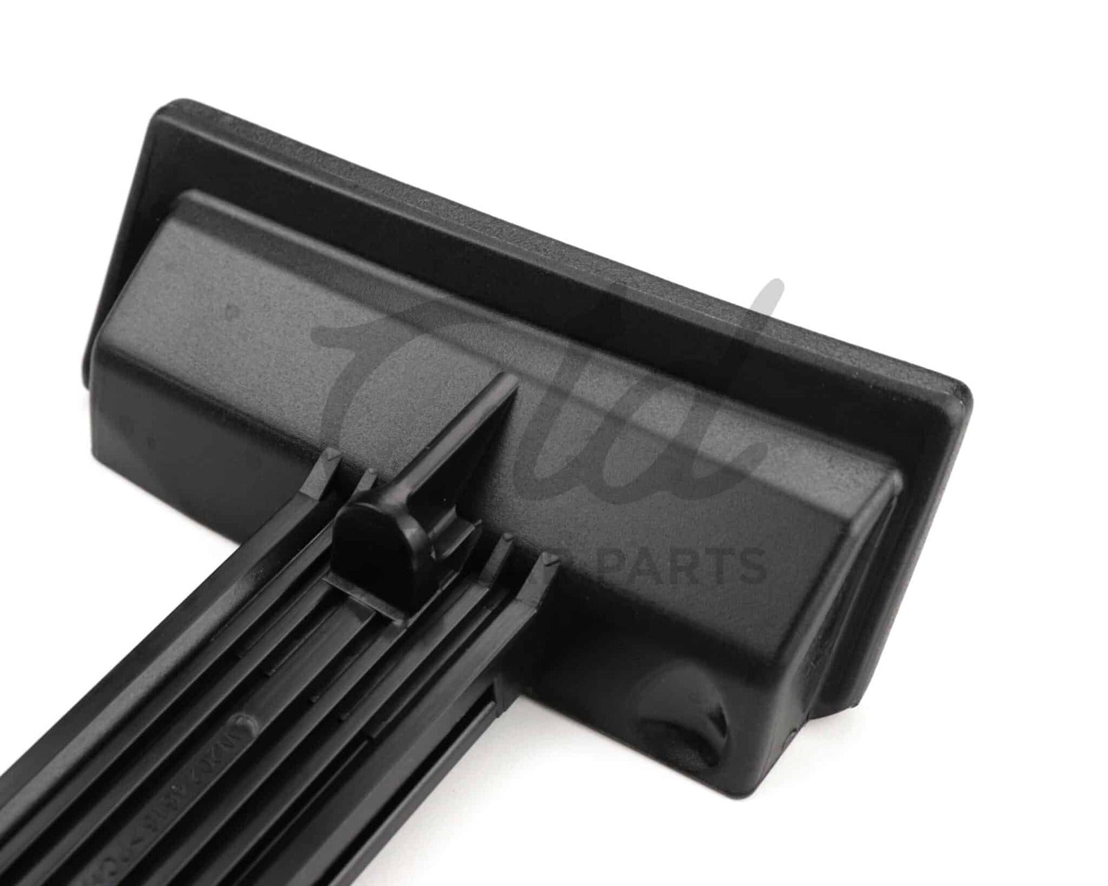 MB03-0057 (1)
