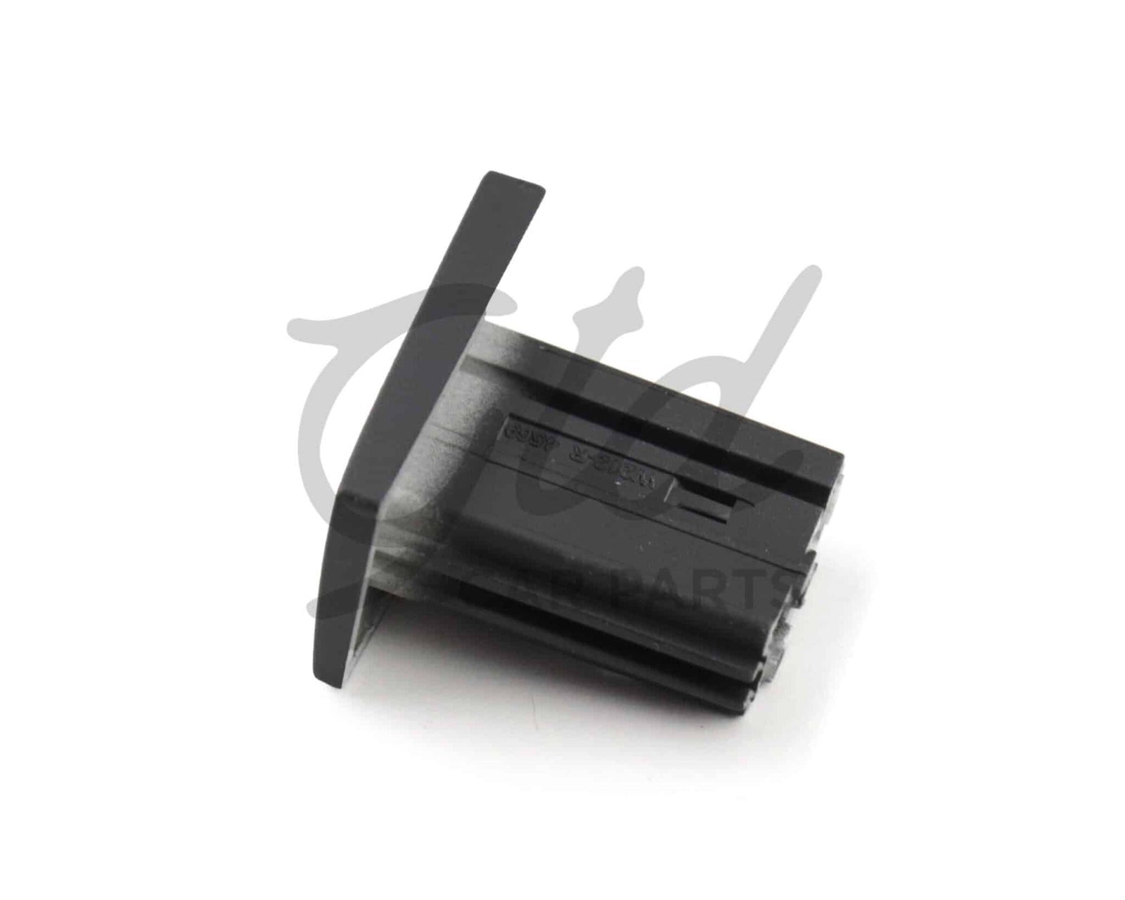 MB05-0137 (5)