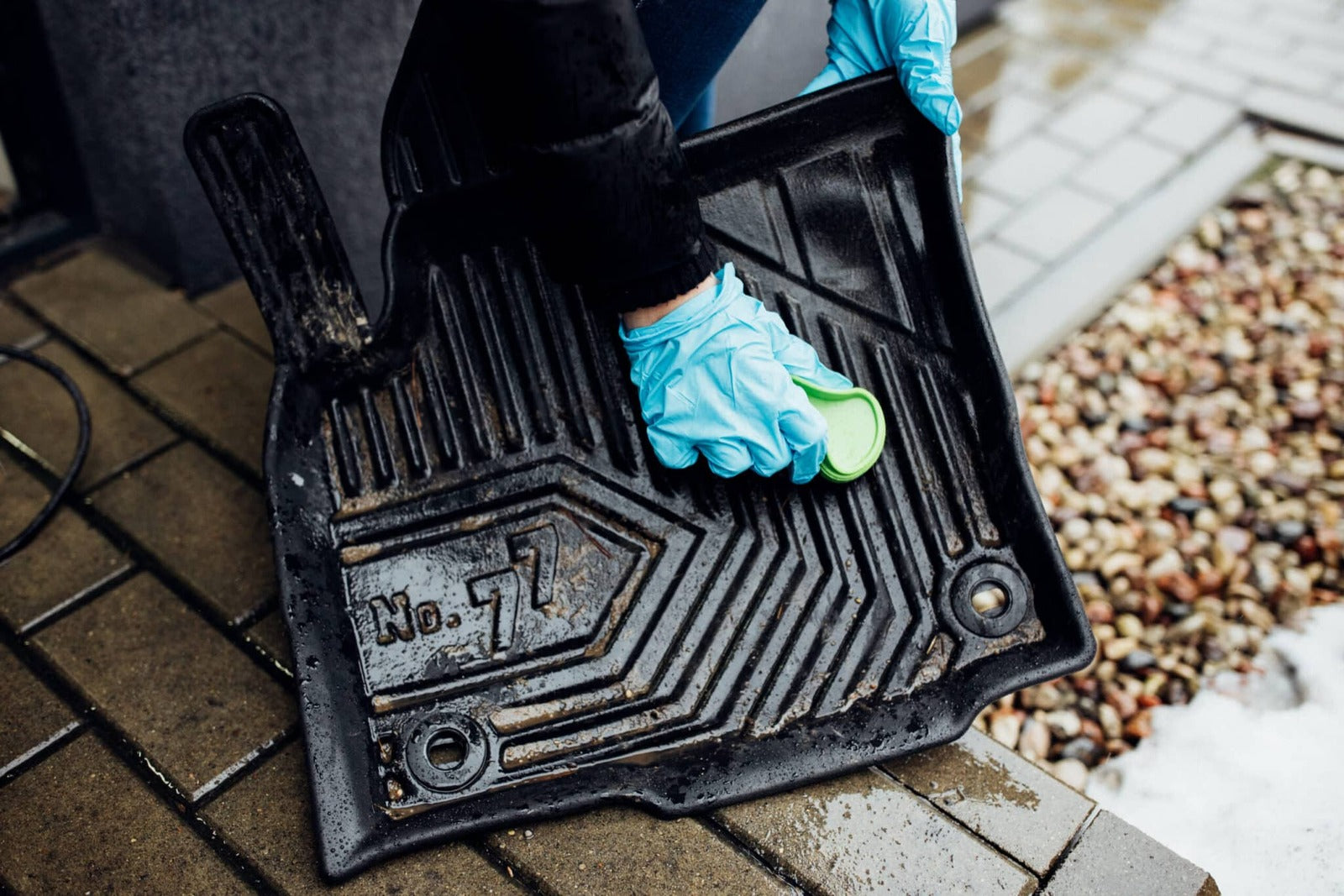 77_10