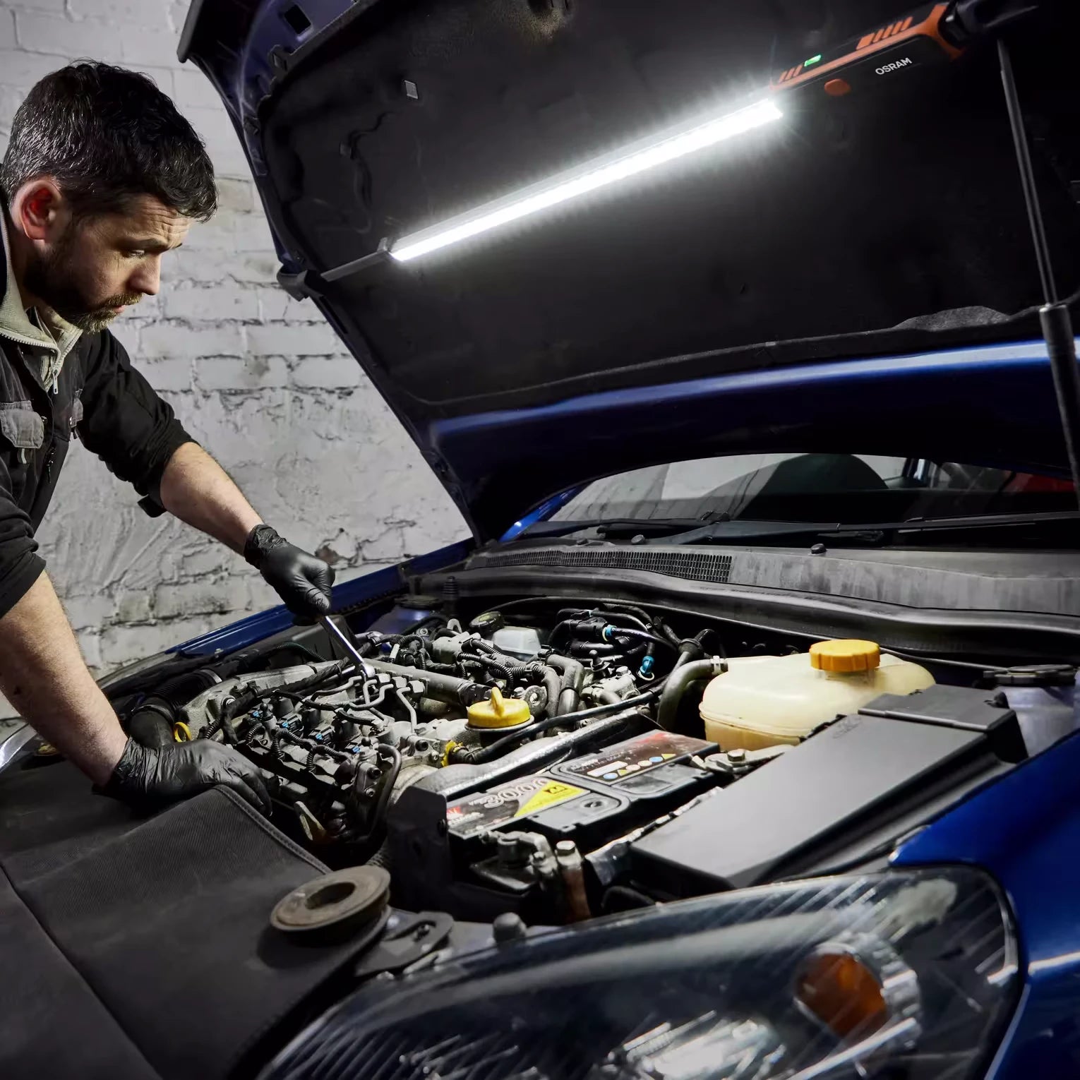 OSRAM-LEDinspect-Under-Bonnet-Lamp