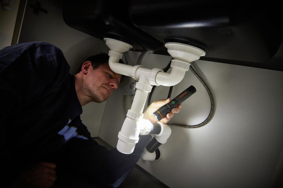 Lanterna LED Recarregável OSRAM PRO TORCH 500 com Zoom — LEDIL430