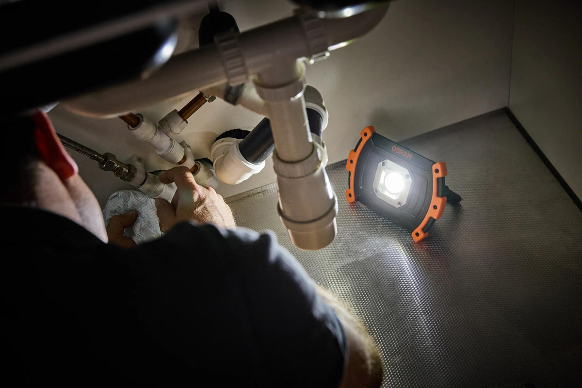 Projetor LED de Trabalho Recarregável OSRAM 600 lm — LEDIL434ESN